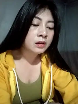 Snapshot of Paerl-sweet chatting on 1, 2, 2026 Paerl-sweet online show from 1, 2, 2026