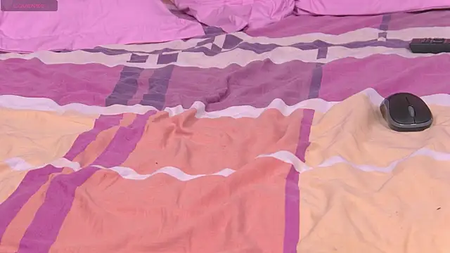 KendallVelvet online show from 15, 4, 2026