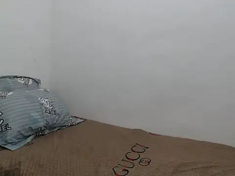 Belle2556 online show from 22, 12, 2025