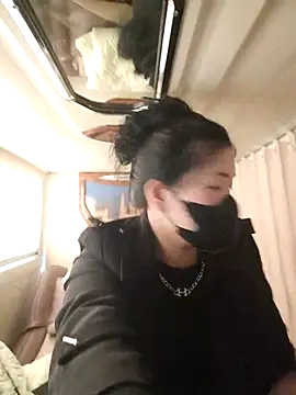 lilly dang online show from 23, 12, 2025