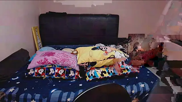 Snapshot of Pussy_overload chatting on 12, 5, 2026 Pussy overload online show from 12, 5, 2026