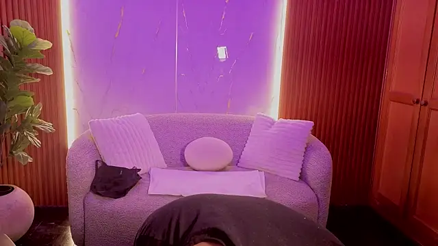 penelopeevg online show from 15, 12, 2025