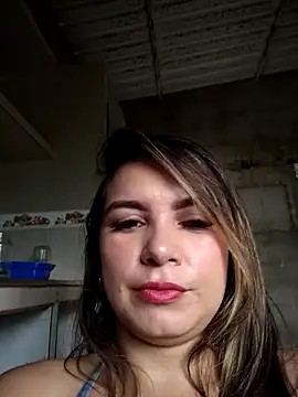 Snapshot of Charlott_smi chatting on 5, 4, 2026 Charlott smi online show from 5, 4, 2026