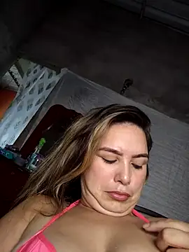 Snapshot of Charlott_smi chatting on 9, 4, 2026 Charlott smi online show from 9, 4, 2026
