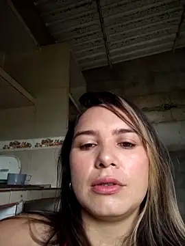 Snapshot of Charlott_smi chatting on 16, 4, 2026 Charlott smi online show from 16, 4, 2026