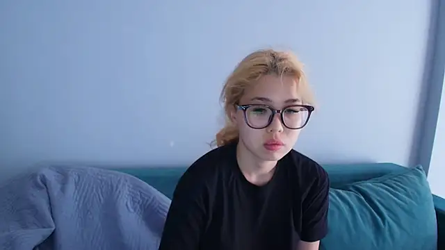 Snapshot of kimyjina chatting on 25, 6, 2026 kimyjina online show from 25, 6, 2026