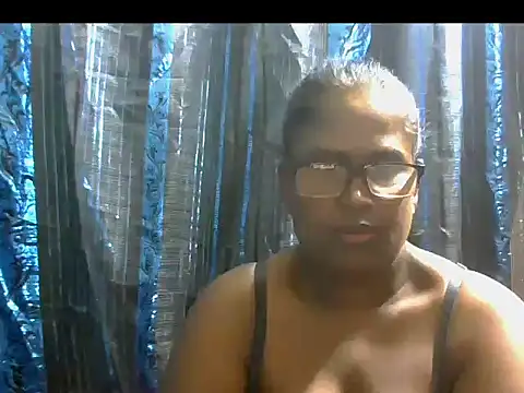 Snapshot of Exotic_indian95 chatting on 21, 12, 2025 Exotic indian95 online show from 21, 12, 2025