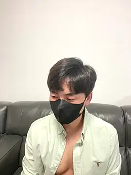 kimze7 online show from 19, 12, 2025