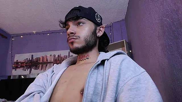 Snapshot of kingdani_hot chatting on 18, 12, 2025 kingdani hot online show from 18, 12, 2025