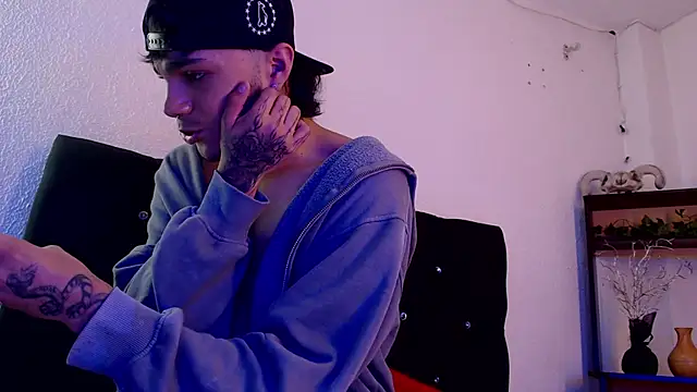 Snapshot of kingdani_hot chatting on 3, 2, 2026 kingdani hot online show from 3, 2, 2026