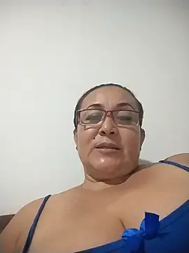 Nini Love  online show from 8, 4, 2026