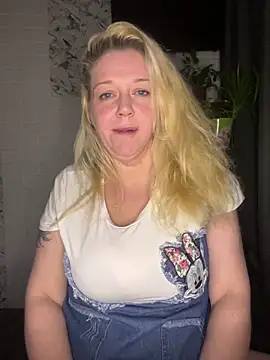 Snapshot of JenniferCarmen chatting on 31, 1, 2026 JenniferCarmen online show from 31, 1, 2026