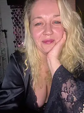 Snapshot of JenniferCarmen chatting on 17, 2, 2026 JenniferCarmen online show from 17, 2, 2026