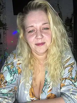 JenniferCarmen online show from 28, 3, 2026