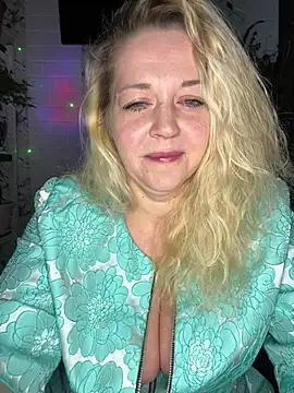 JenniferCarmen online show from 10, 4, 2026