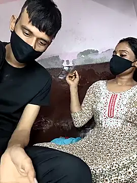 couplegk71 online show from 9, 2, 2026