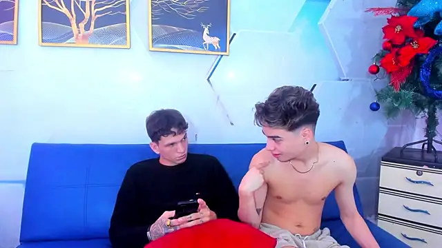 Alex jeins at online show from 16, 12, 2025