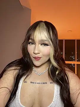 Snapshot of Daniela_ruizz chatting on 10, 7, 2026 Daniela ruizz online show from 10, 7, 2026