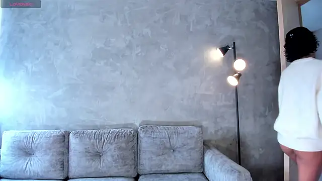 ValerieAustin online show from 6, 4, 2026