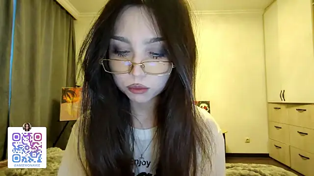 Snapshot of Qwami_Amie chatting on 12, 1, 2026 Qwami Amie online show from 12, 1, 2026