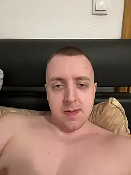 Snapshot of BezzBoii@xh chatting on 13, 2, 2025 BezzBoiixh online show from 13, 2, 2025