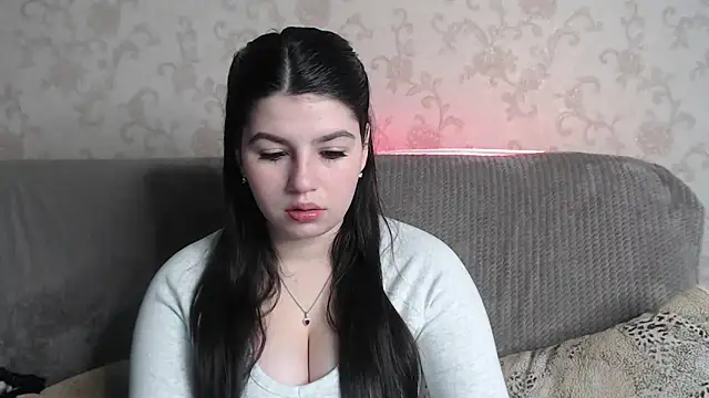 KisaModel online show from 4, 4, 2026