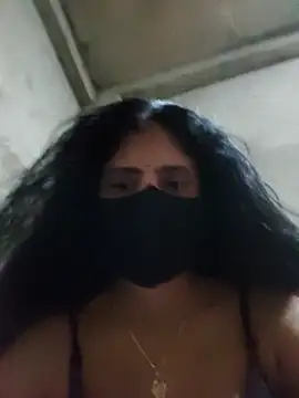 kanika05 online show from 5, 3, 2026