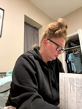 kissmyarch online show from 7, 1, 2026