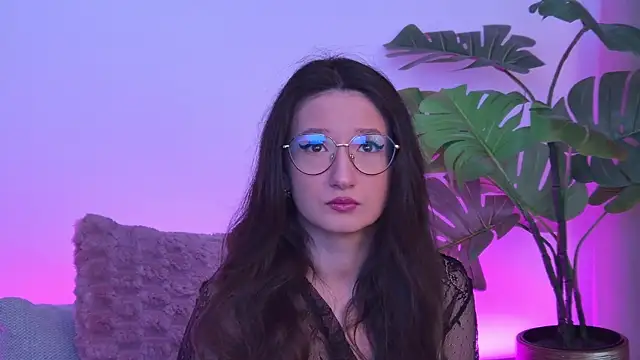 TheaMalekoo online show from 14, 4, 2026