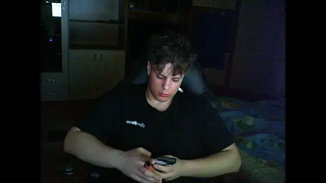 Snapshot of GymGuy0505 chatting on 8, 3, 2026 GymGuy0505 online show from 8, 3, 2026