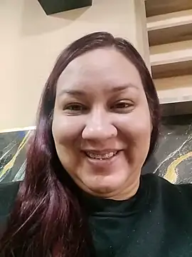 Snapshot of sharon_G chatting on 4, 7, 2026 sharon G online show from 4, 7, 2026