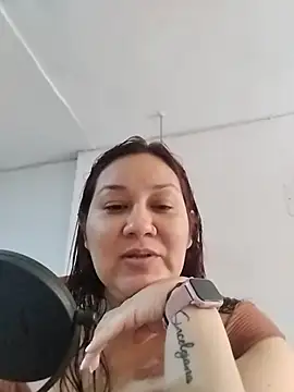 Snapshot of sharon_G chatting on 9, 7, 2026 sharon G online show from 9, 7, 2026