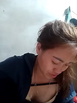 little-effy online show from 4, 3, 2026