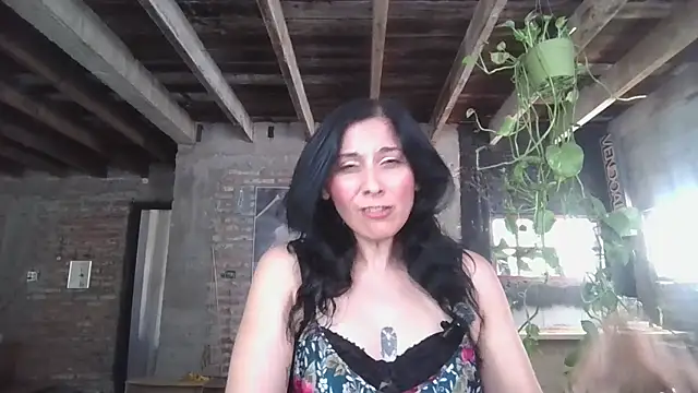 Snapshot of DommeVioleta chatting on 14, 7, 2026 DommeVioleta online show from 14, 7, 2026