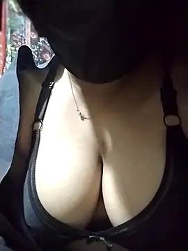 nosrat014 online show from 17, 12, 2025