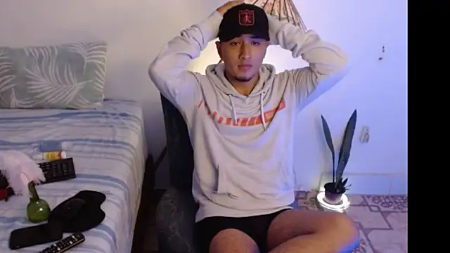 kyro estrada online show from 3, 3, 2026