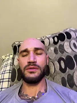 kingNQueen1211 online show from 27, 5, 2026