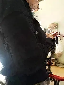 Snapshot of NovaMia chatting on 7, 4, 2026 NovaMia online show from 7, 4, 2026