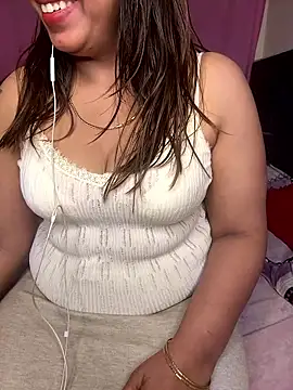 Snapshot of butterflyslay chatting on 9, 1, 2026 butterflyslay online show from 9, 1, 2026