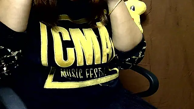 Snapshot of butterflyslay chatting on 11, 1, 2026 butterflyslay online show from 11, 1, 2026