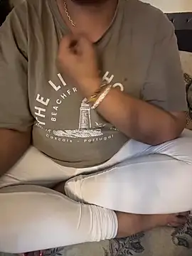butterflyslay online show from 14, 5, 2026