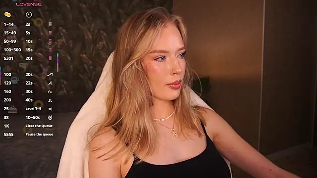 MollyyMayy online show from 5, 6, 2026