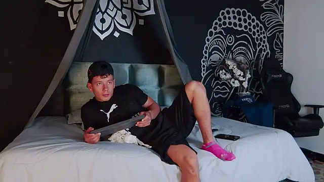 MagnusKnight  online show from 13, 1, 2026