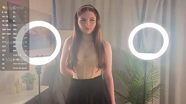 Snapshot of GinnyGowey chatting on 21, 12, 2025 GinnyGowey online show from 21, 12, 2025