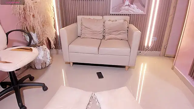 Sensual shannell online show from 14, 3, 2026