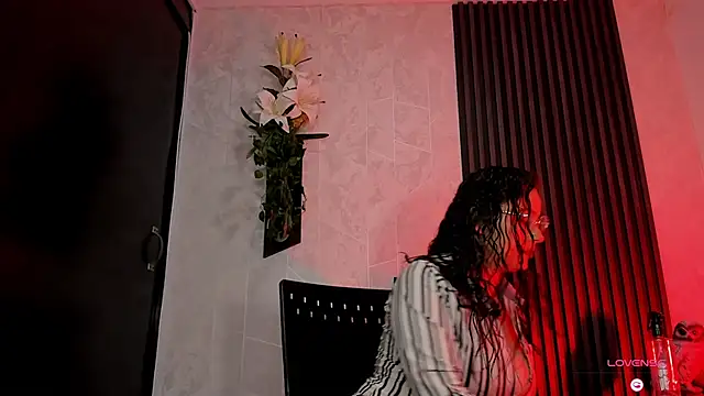 oliviawilde  online show from 21, 12, 2025