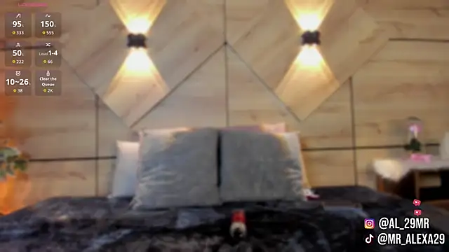 sussan fox  online show from 2, 3, 2026