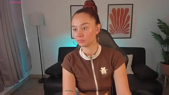 Snapshot of Amelia_Saenz_ chatting on 23, 7, 2026 Amelia Saenz online show from 23, 7, 2026