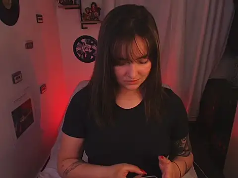 sara cuteeyes online show from 1, 4, 2026