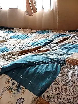 blackstallionXXXX online show from 18, 12, 2025